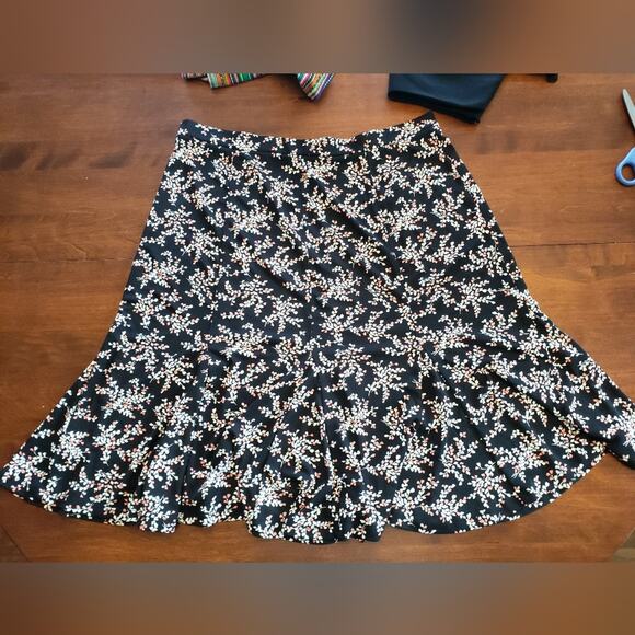 Talbot's‎ 14W midi skirt black and white - Picture 5 of 5